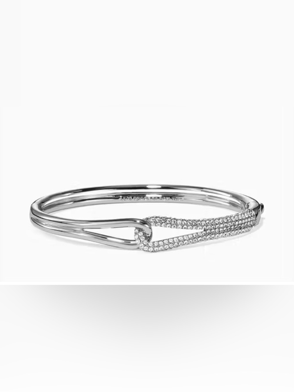 Kate Spade Get Connected
Pave Loop Bangle - EUC